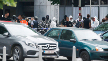 Βίντεο-ντοκουμέντο από την επίθεση στη Λιέγη: Η στιγμή που πέφτει νεκρός ο δράστης