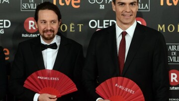 Ισπανία: Συνεργασία, αλλά με κάποιες επιφυλάξεις, προτείνει το Podemos στους Σοσιαλιστές