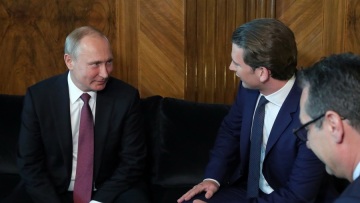 Πούτιν: «Η Ρωσία ξεπέρασε όλες τις δυσκολίες που σχετίζονται με τις κυρώσεις»