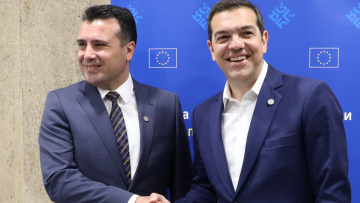 Σκοπιανό:  «Πάσα» από τον Ζάεφ περιμένει ο Τσίπρας