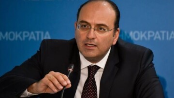 Λαζαρίδης σε Τσίπρα: Αποδοκιμάστε τον Σκουρλέτη ή αποδείξτε τους ισχυρισμούς για μίζες στα εξοπλιστικά