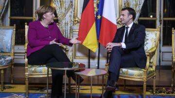 Κρίσιμη για το μέλλον της ΕΕ η συνάντηση Μέρκελ - Μακρόν στο Βερολίνο