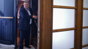 Καμμένος: Κατήγγειλε σχέδιο εξαγοράς βουλευτών των ΑΝΕΛ