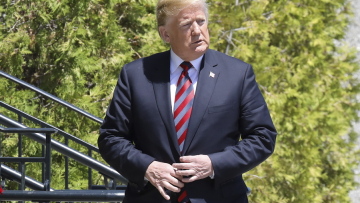 Διάταγμα Τραμπ: Οι οικογένειες μεταναστών θα μένουν μαζί κατά την κράτησή τους