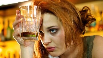 «Hangover»: Μάθε γιατί το αλκοόλ σου ρίχνει την διάθεση