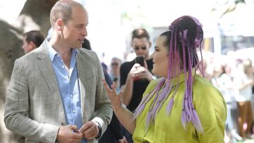 Βίντεο:  Η βόλτα του πρίγκιπα Ουίλιαμ με τη νικήτρια της Eurovision