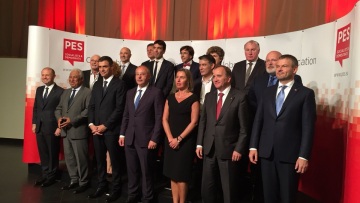 Ευρωπαίοι Σοσιαλιστές: Χαιρετίζουμε τη συμφωνία με την ΠΓΔΜ, προσβλέπουμε στην ολοκλήρωση της