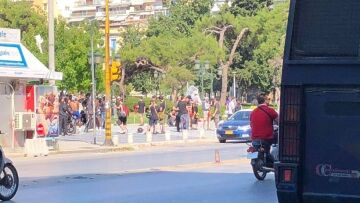 Θεσσαλονίκη: Συγκέντρωση αντιεξουσιαστών στο χώρο που θα γίνει η διαμαρτυρία για τη Μακεδονία
