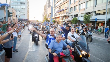  «Θερμή υποδοχή» στον Τσίπρα για το Σκοπιανό ετοιμάζουν σήμερα οι Θεσσαλονικείς 