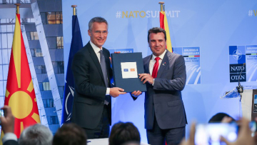 Δυσαρέσκεια στη Μόσχα για την ένταξη των Σκοπίων «με το ζόρι» στο ΝΑΤΟ