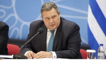 Καμμένος: Υπεράνθρωπες οι προσπάθειες Ελλήνων αξιωματικών, υπαξιωματικών, οπλιτών, πολιτών 