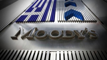 Moody's: Διαχειρίσιμη από τις ελληνικές τράπεζες η άρση του Waiver