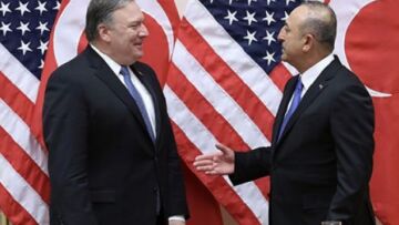 Συνάντηση Πομπέο-Τσαβούσογλου στη Σιγκαπούρη