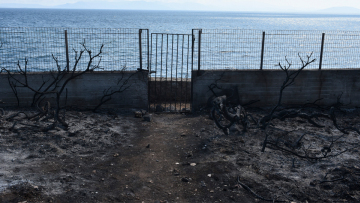 Τραγωδία: Πέθανε και η μητέρα του βρέφους των 6 μηνών που χάθηκε στο Μάτι