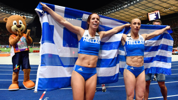 Στεφανίδη - Κυριακοπούλου: Η Ευρώπη υποκλίθηκε στα χρυσά κορίτσια - Δείτε τα άλματα που έγραψαν ιστορία