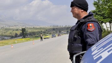 Αλβανία: Ανθρωποκυνηγητό για 24χρονο που σκότωσε οκτώ μέλη της οικογένειάς του