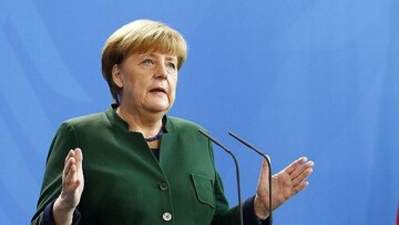 Γερμανία: Στο Κέμνιτς για να σταματήσει τον «πόλεμο» η Άνγκελα Μέρκελ