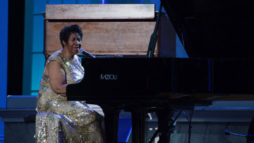 Πέθανε στα 76 της η βασίλισσα της soul, Αρίθα Φράνκλιν