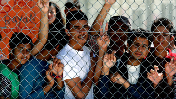 Ρεπορτάζ-σοκ του BBC: 10χρονα προσφυγόπουλα προσπαθούν να αυτοκτονήσουν στη Μόρια!