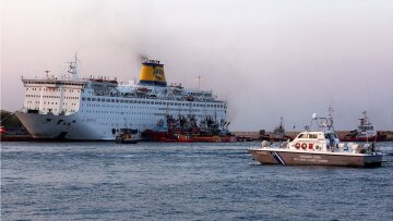 ANEK LINES: Θερμά ευχαριστώ σε όσους βοήθησαν στην αντιμετώπιση της πυρκαγιάς στο «Ελ. Βενιζέλος»