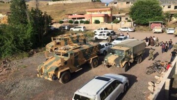 Προετοιμασίες από παντού: Οι Τούρκοι στέλνουν πυρομαχικά και εξοπλισμό στην Ιντλίμπ