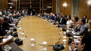 Υποσχέσεις Τσίπρα: Εκλεισε ο κύκλος των μειώσεων - Άνοιξε ο κύκλος των ελαφρύνσεων