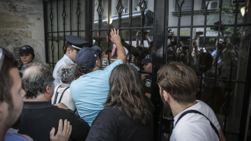 Επιστρέφουν οι πλειστηριασμοί: «Πρεμιέρα» με εκατοντάδες ακίνητα στο σφυρί