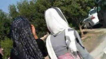 Λέσβος: Τέσσερις άντρες επιτέθηκαν σε 9χρονο κορίτσι επειδή φορούσε μαντήλι και έμοιαζε με προσφυγοπούλα!