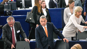 Σύγκρουση στο ευρωκοινοβούλιο για την Ουγγαρία και τους μετανάστες - Κατά Ορμπαν ψηφίζει η ΝΔ