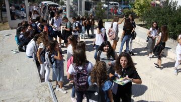 ΓΓ υπ. Παιδείας στο ΘΕΜΑ 104,6: Το πρώτο κουδούνι θα χτυπά στις 9 για να λειτουργεί καλύτερα ο εγκέφαλος