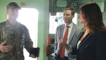 Φωτογραφίες: Η Νοτοπούλου επιθεωρεί τον 6ο Στόλο