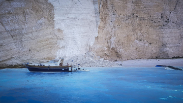 Ζάκυνθος: Μία τραυματίας  από αποκόλληση βράχου στο «Ναυάγιο» - Έρευνες της ΕΜΑΚ για αγνοούμενους