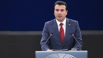 Ζάεφ: «Ναι» ή «απελπισία» το δίλημμα του δημοψηφίσματος