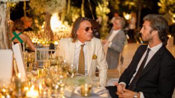 Η αβάσταχτη γελοιότητα του «δημάρχου της καταστροφής» Ηλία Ψινάκη