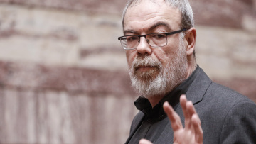 Κυρίτσης στο ΘΕΜΑ 104,6: Υπερβολικά ορισμένα από όσα λέει ο Guardian για τη Μόρια