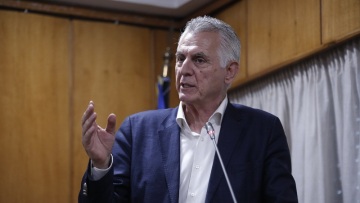 Σε δίκη για παραλείψεις στο «πόθεν έσχες» ο δήμαρχος Περιστερίου