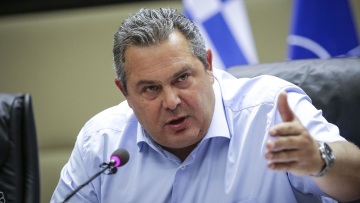 Μετά τη μήνυση και το αυτόφωρο ο Καμμένος απαιτεί συγγνώμη και απειλεί τον «Φιλελεύθερο» με αγωγές