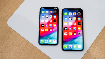 «Ξεπούλανε» τα iPhone Xs των €1.300 στην Ελλάδα