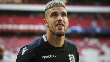 Μια αγωνιστική στον Πασχαλάκη για τις χειρονομίες στους οπαδούς του ΟΦΗ -  Χάνει το ΠΑΟΚ-Άρης