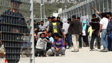 AFP για μετανάστες στη Μόρια: Ανίκανη η ελληνική κυβέρνηση να εξασφαλίσει ακόμα και τα στοιχειώδη