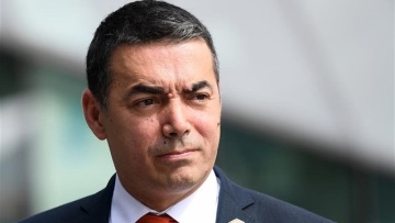 Ντιμιτρόφ: Να αποδείξουμε ότι η χώρα κοιτάει μπροστά και όχι την ιστορία