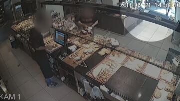 Νέα στοιχεία για τον Ζακ Κωστόπουλο: Βίντεο δείχνει τη διαδρομή του πριν μπει στο κοσμηματοπωλείο