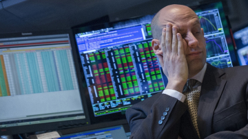 Handelsblatt: Ο φόβος μιας νέας τραπεζικής κρίσης επηρεάζει Ελλάδα και Ιταλία