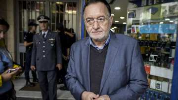 Απάντηση της ΕΛ.ΑΣ. στον Λαφαζάνη: Αβάσιμοι οι ισχυρισμοί περί παρακολούθησης των τηλεφώνων του