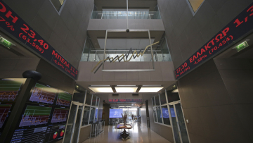 Συνεχίζεται η «ελεύθερη πτώση» στο Χρηματιστήριο - Κάτω από τις 630 μονάδες ο Γενικός Δείκτης