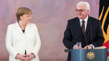 Το Βερολίνο «ισοπέδωσε» το θέμα των αποζημιώσεων ενόψει των συναντήσεων Σταϊνμάγερ στην Αθήνα