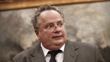 Ελβετική εφημερίδα: «Ο Κοτζιάς είναι το πρώτο εξέχον θύμα της διαφωνίας στην κυβέρνηση Τσίπρα για το μακεδονικό» 