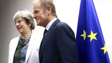 Σύνοδος Κορυφής: Θετική η διάθεση της Μέι - «Κλείνει το μάτι» στην επέκταση της μεταβατικής περιόδου του Brexit