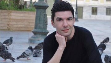 Επιστολή της μητέρας του Ζακ στον Τσίπρα: «Να μεριμνήσετε για τη δίκαιη τιμωρία, όσων συμμετείχαν στη δολοφονία»