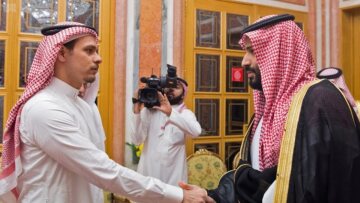 Ο γιος του Τζαμάλ Κασόγκι μετέβη από τη Σαουδική Αραβία στις ΗΠΑ